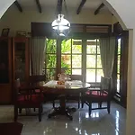 Express O 92299 Bumi Bati Deudeuh