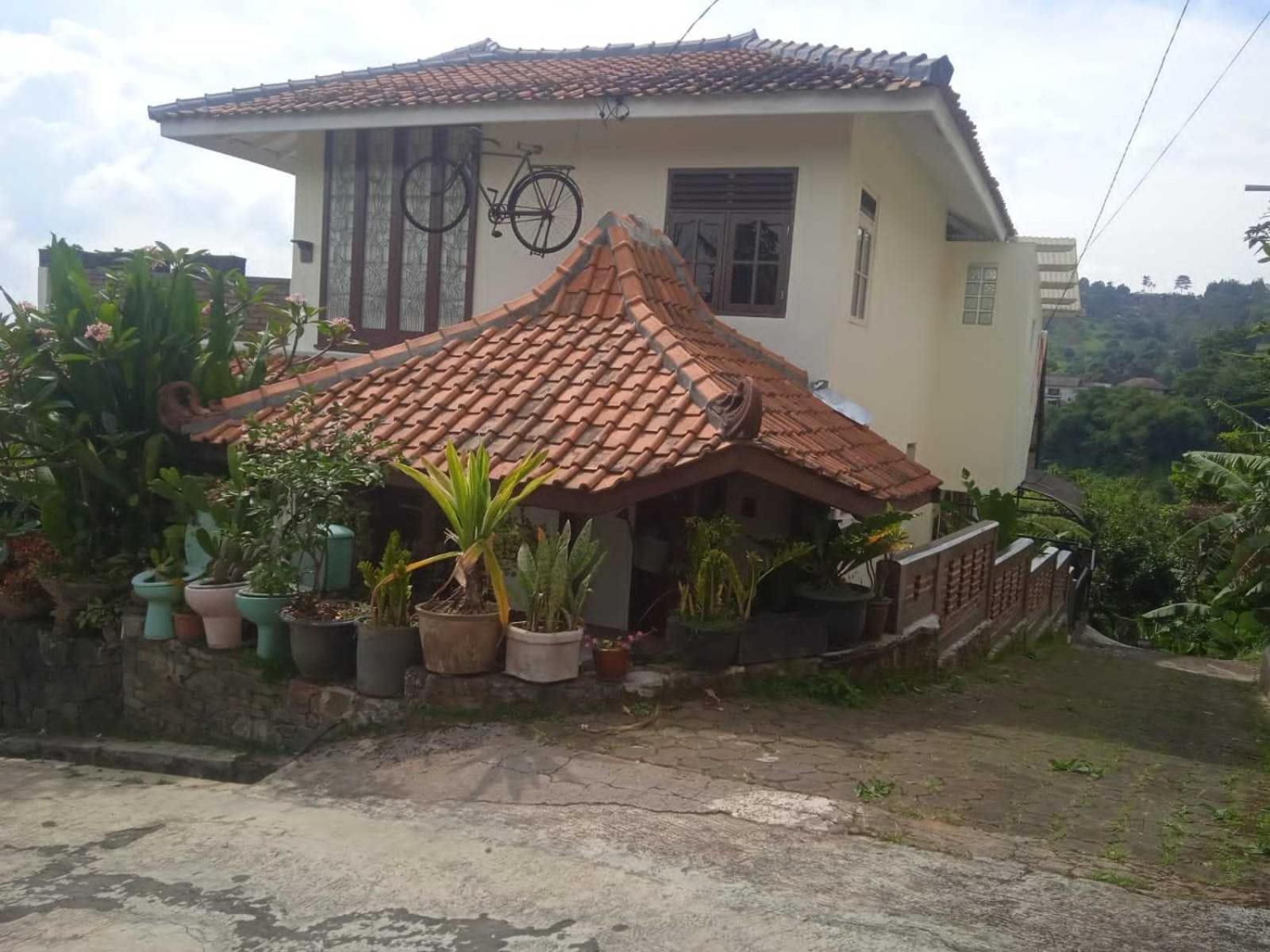 Express O 92299 Bumi Bati Deudeuh Hotel 2*